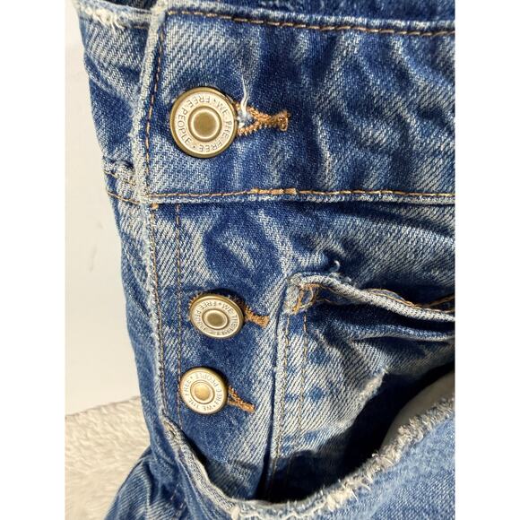 Free People We the Free Barrel-Leg Overalls Slouchy wide-leg Size M Excellent - Picture 4 of 7